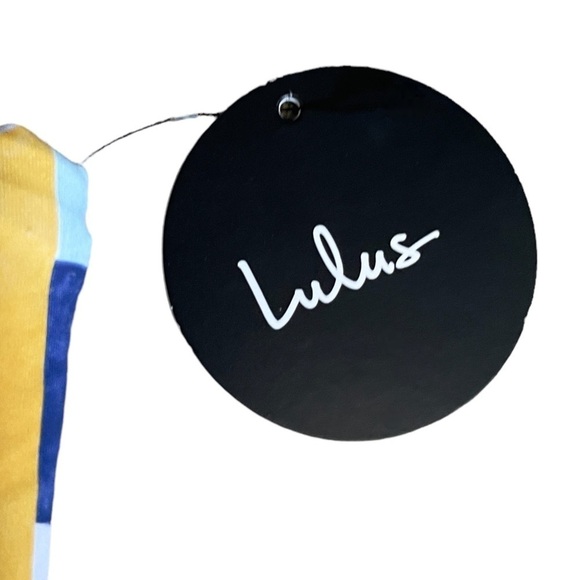 Lulu’s Taking Shape White Multi Geometric Print Bandeau Bikini Top Size XL NWT - Picture 4 of 6